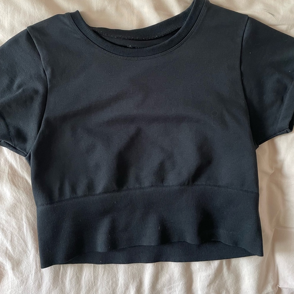 Aerie seamless shorts sleeve top